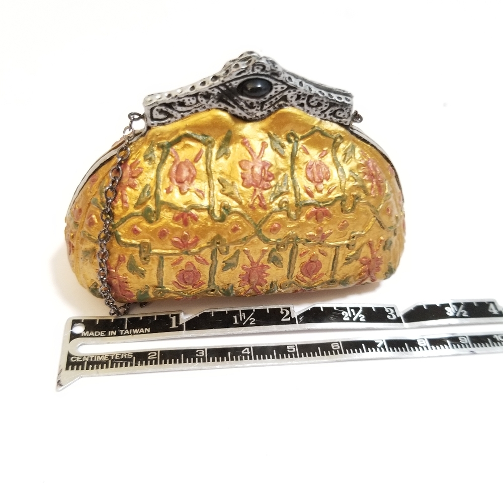 *-Just the Right Style by Raine Tapestry Purse - Picture 6 of 7